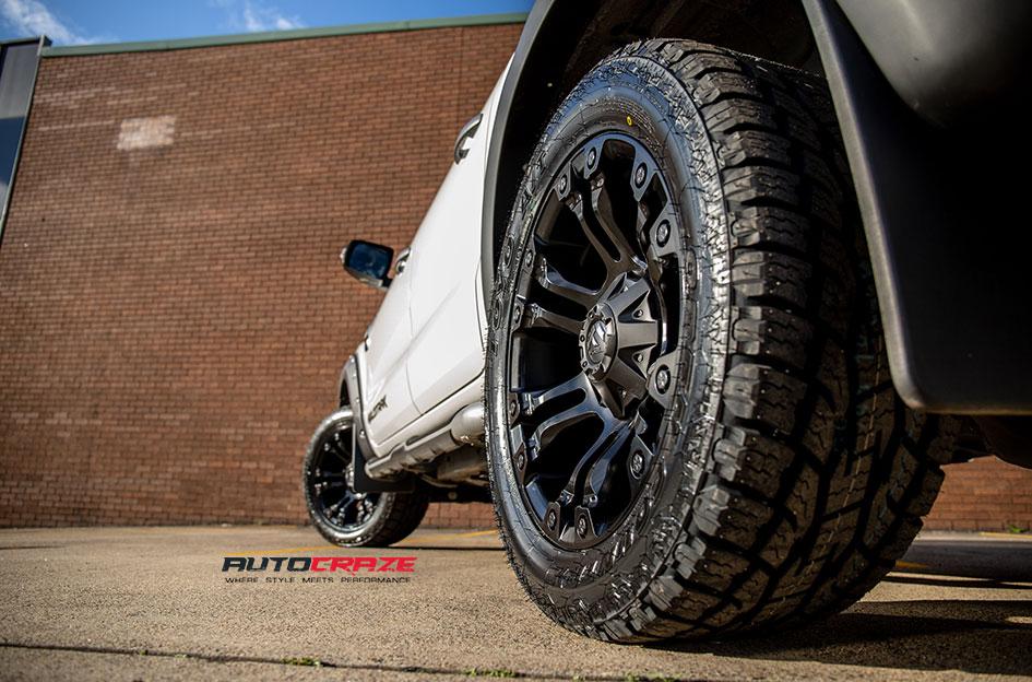 FORD-RANGER-VAPOR-MATTE-BLACK